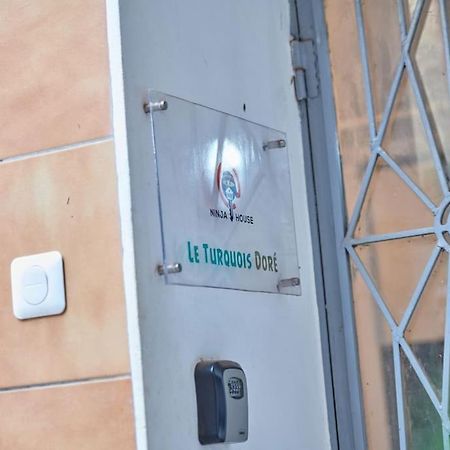 Ninja House Studio Chic Le Turquois Dore Yaoundé Zewnętrze zdjęcie
