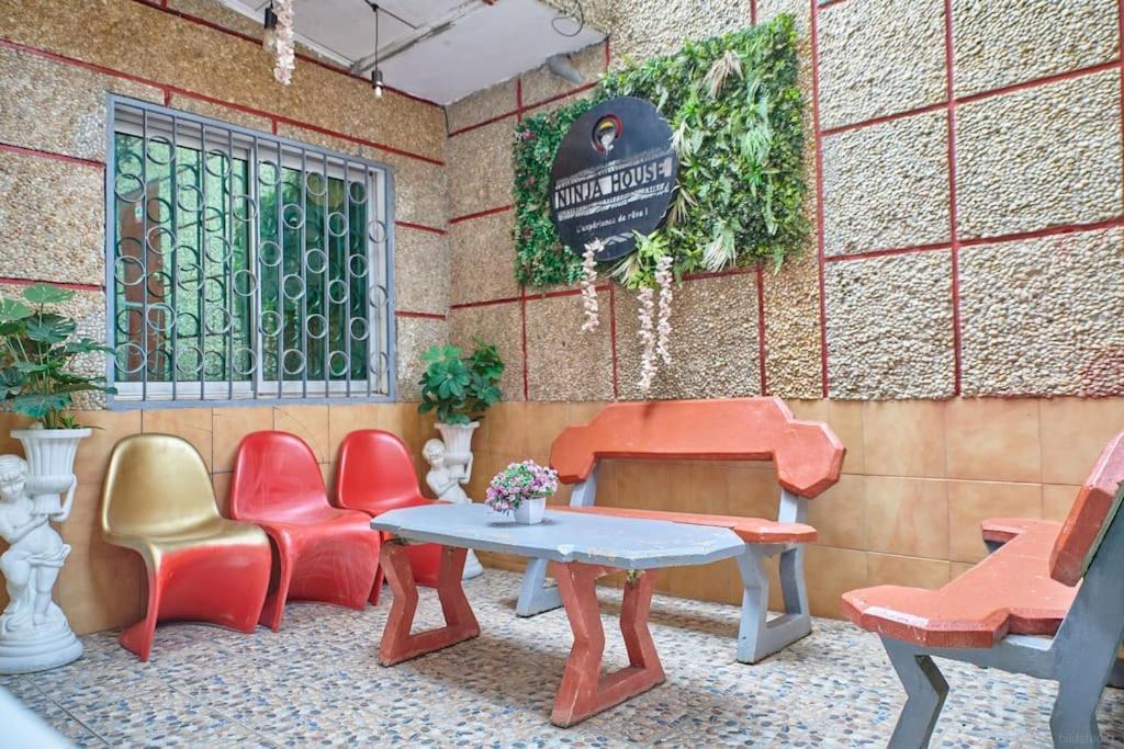 Ninja House Studio Chic Le Turquois Dore Yaoundé Zewnętrze zdjęcie